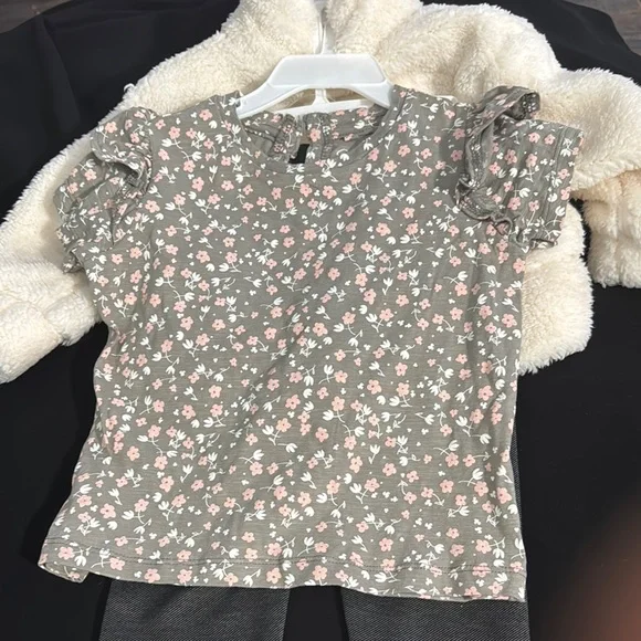 NWT Jessica Simpson 3 Piece outfit - Fleece Jacket, Jeggings and shirt sz 2T - Picture 2 of 6